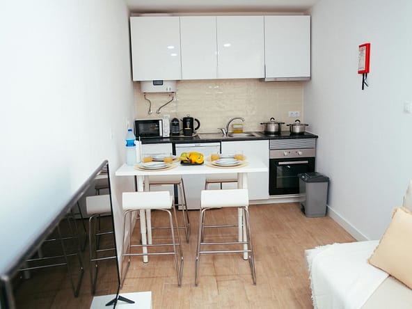 Mini Flat vs. Self-Contained